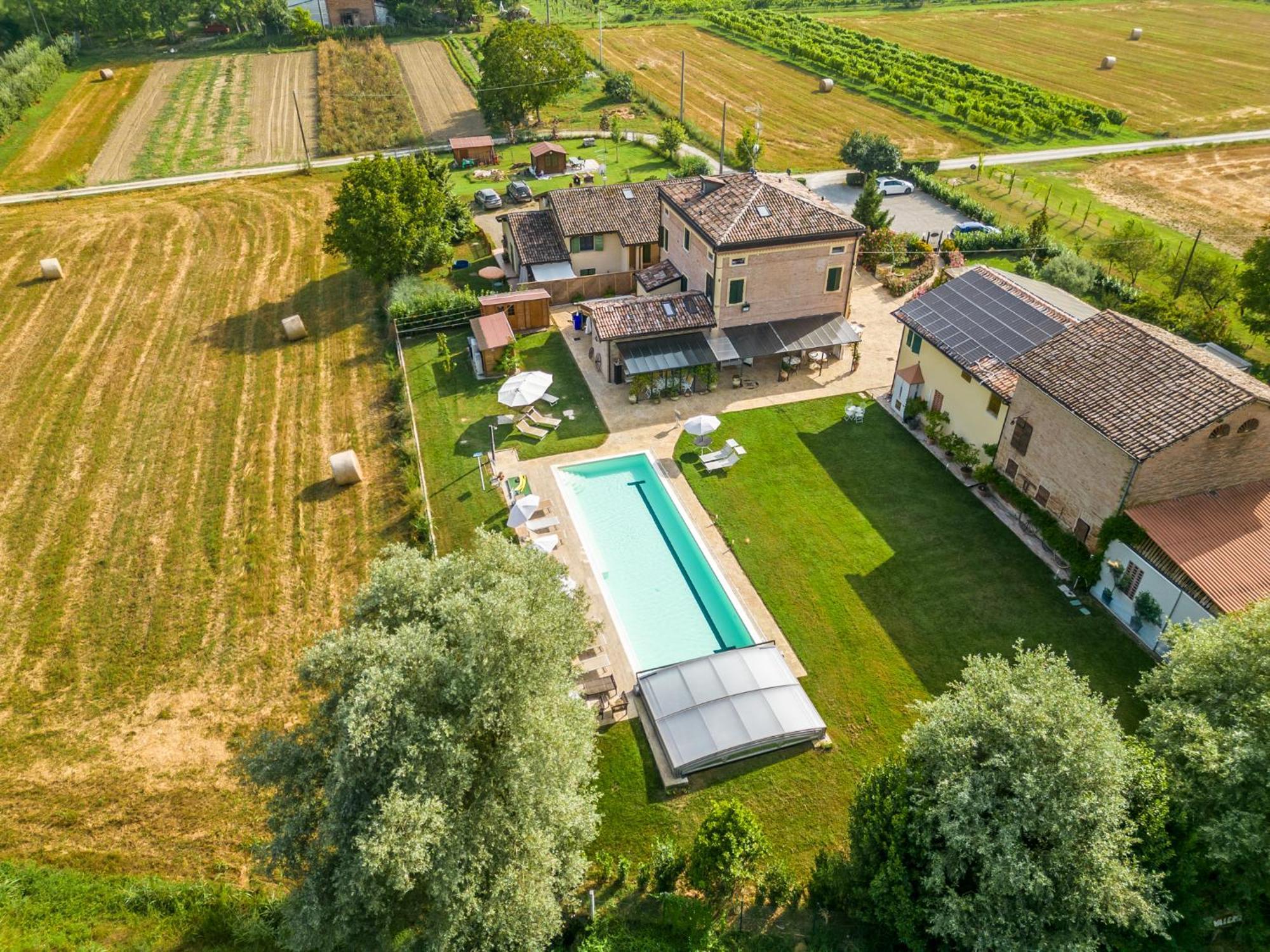 La Casa Di Valeria - Modena Acomodação com café da manhã Exterior foto