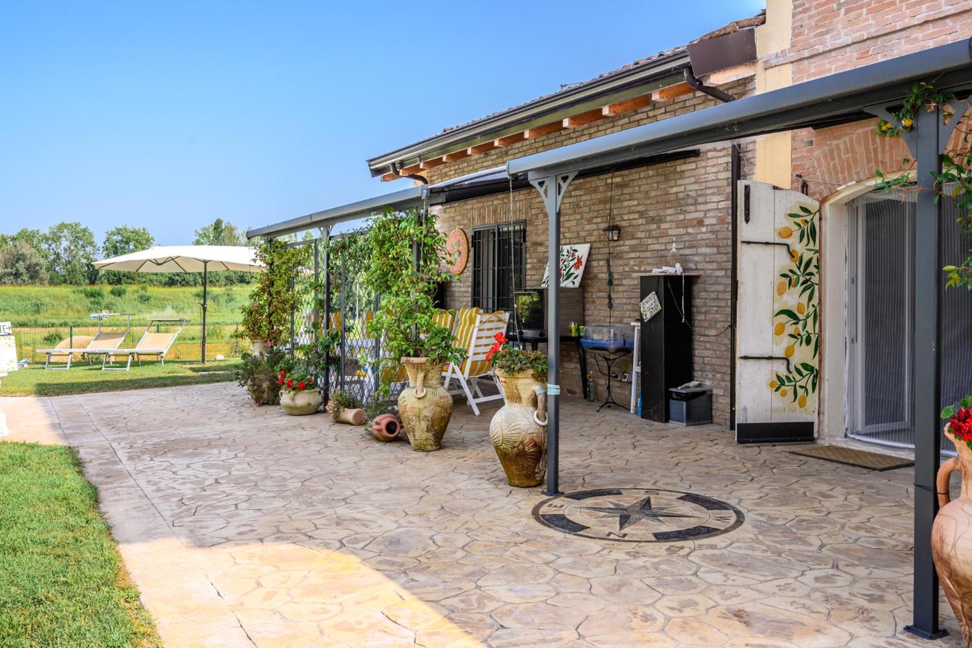 La Casa Di Valeria - Modena Acomodação com café da manhã Exterior foto