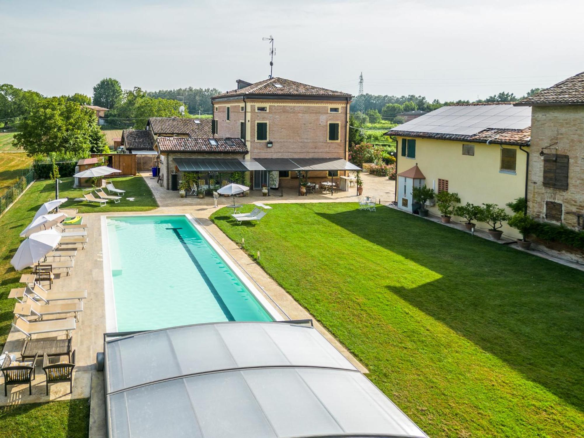 La Casa Di Valeria - Modena Acomodação com café da manhã Exterior foto