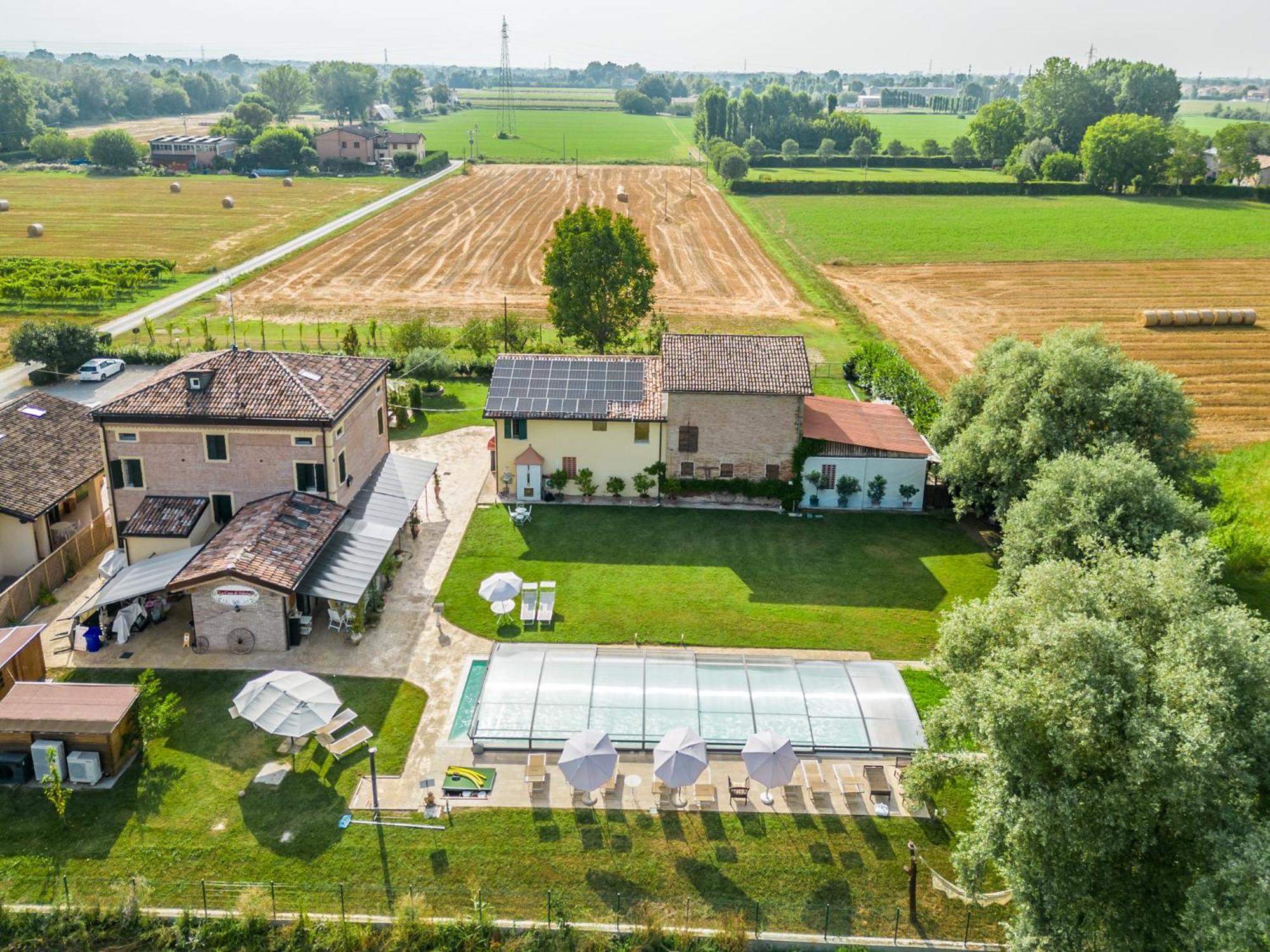 La Casa Di Valeria - Modena Acomodação com café da manhã Exterior foto